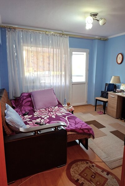 Lacul Tei, Facultatea de Constructii, Parcul Tei, sector 2,  perfecta stare