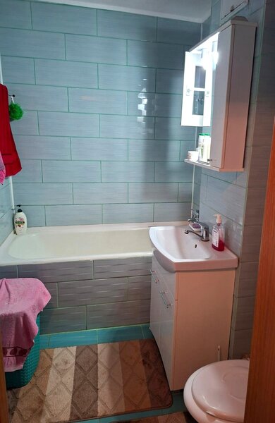 Lacul Tei, Facultatea de Constructii, Parcul Tei, sector 2,  perfecta stare